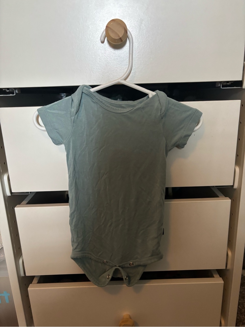 KyteBaby Short-Sleeve Bodysuit in fog